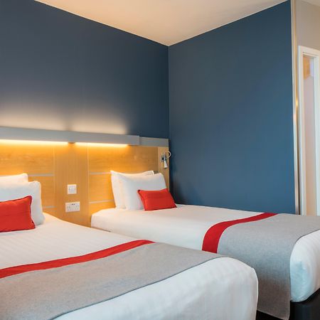 Holiday Inn Express Doncaster By Ihg Екстер'єр фото