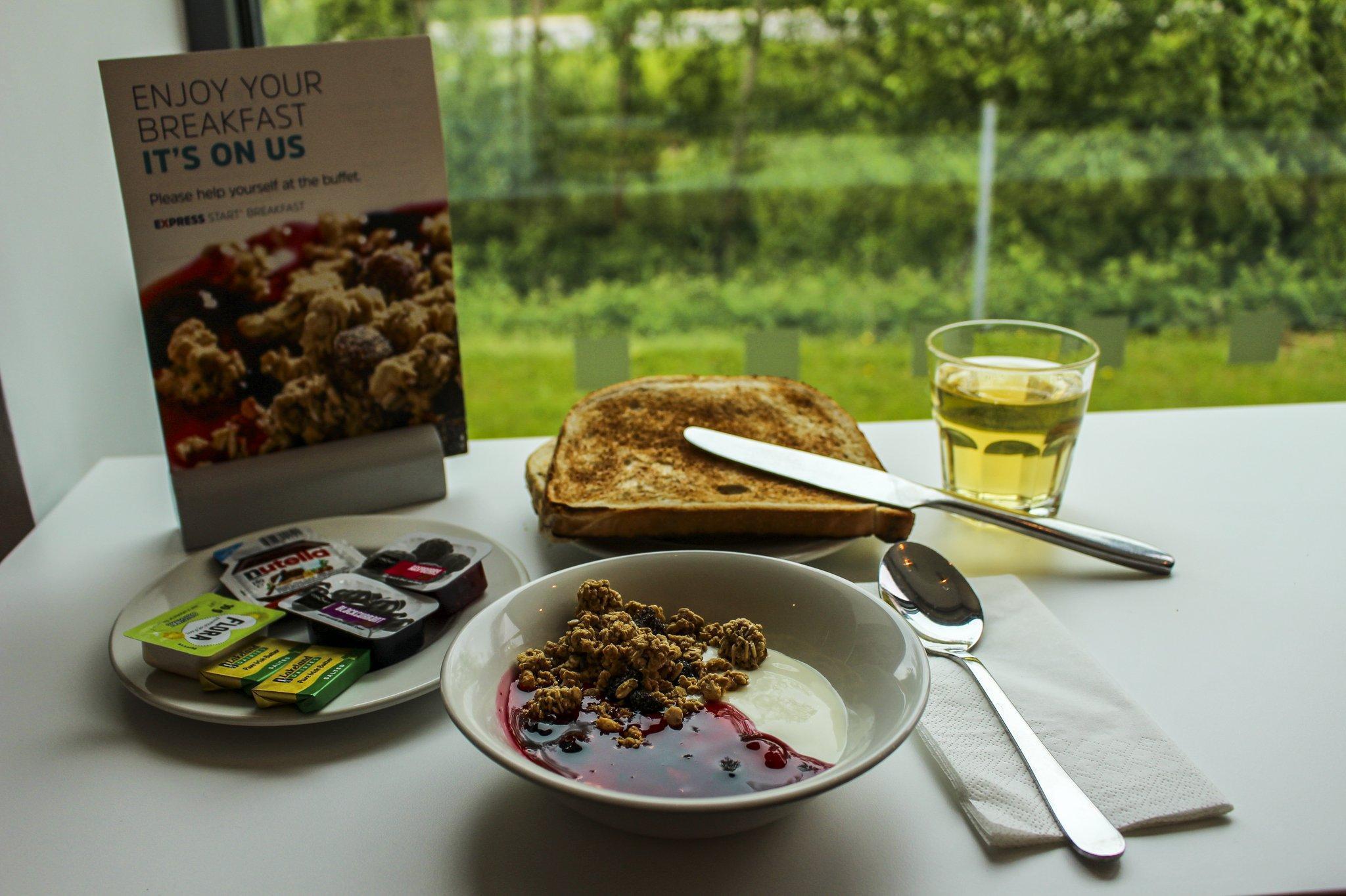 Holiday Inn Express Doncaster By Ihg Екстер'єр фото