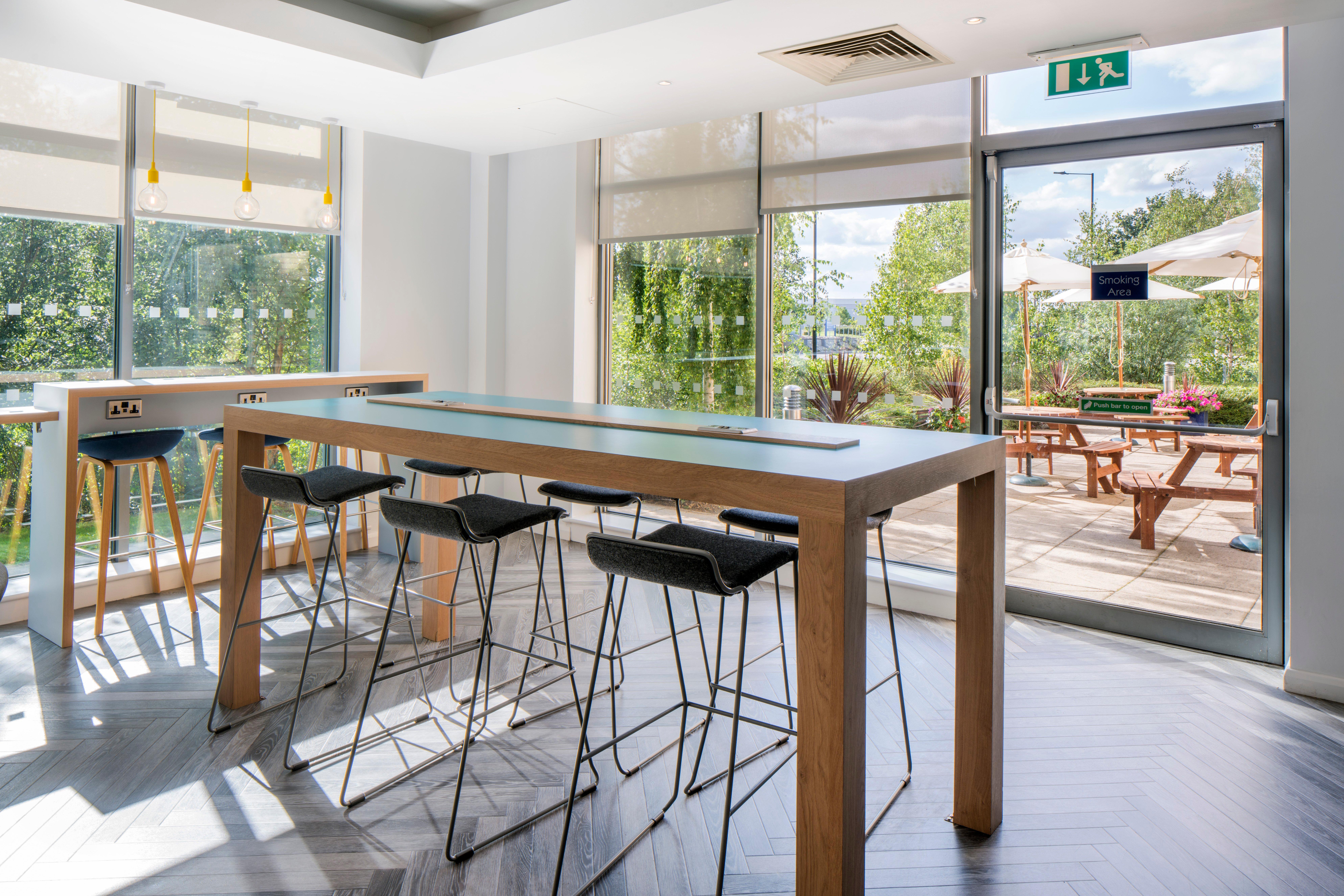 Holiday Inn Express Doncaster By Ihg Екстер'єр фото