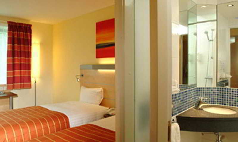 Holiday Inn Express Doncaster By Ihg Номер фото